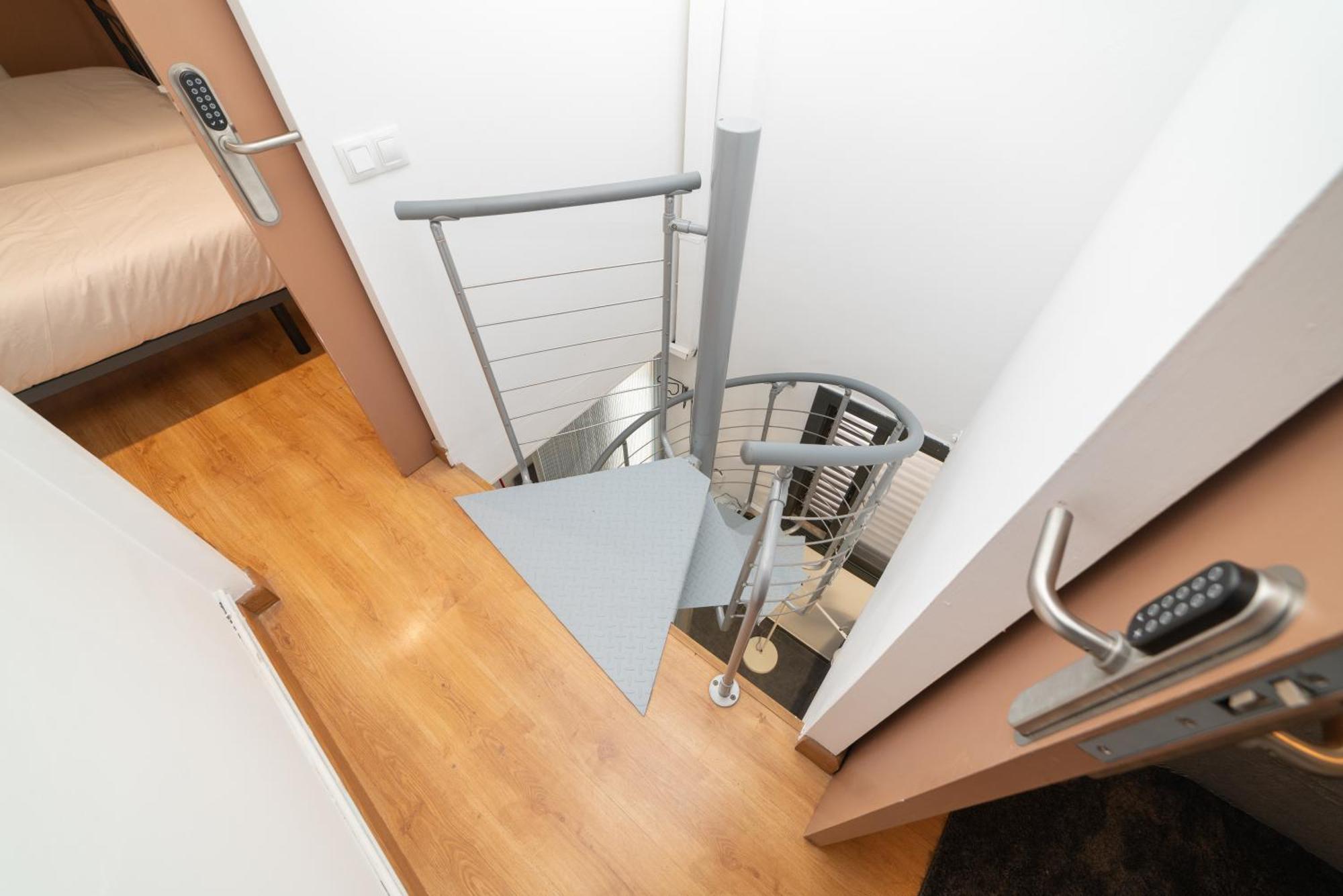Barcelona Apartment Near Park Guell Exterior photo